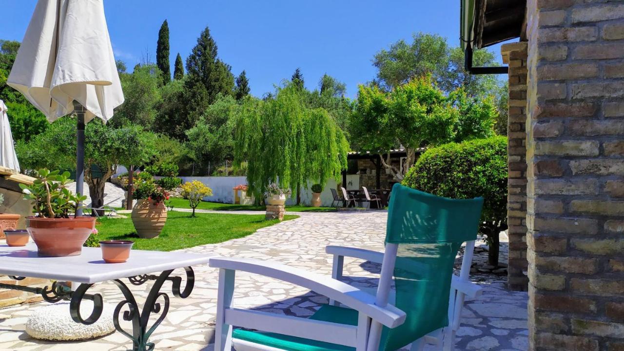 Villa Claire Corfu Achílleion Exterior foto